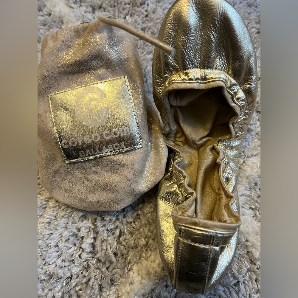 corso como ballasox metallic fold flats